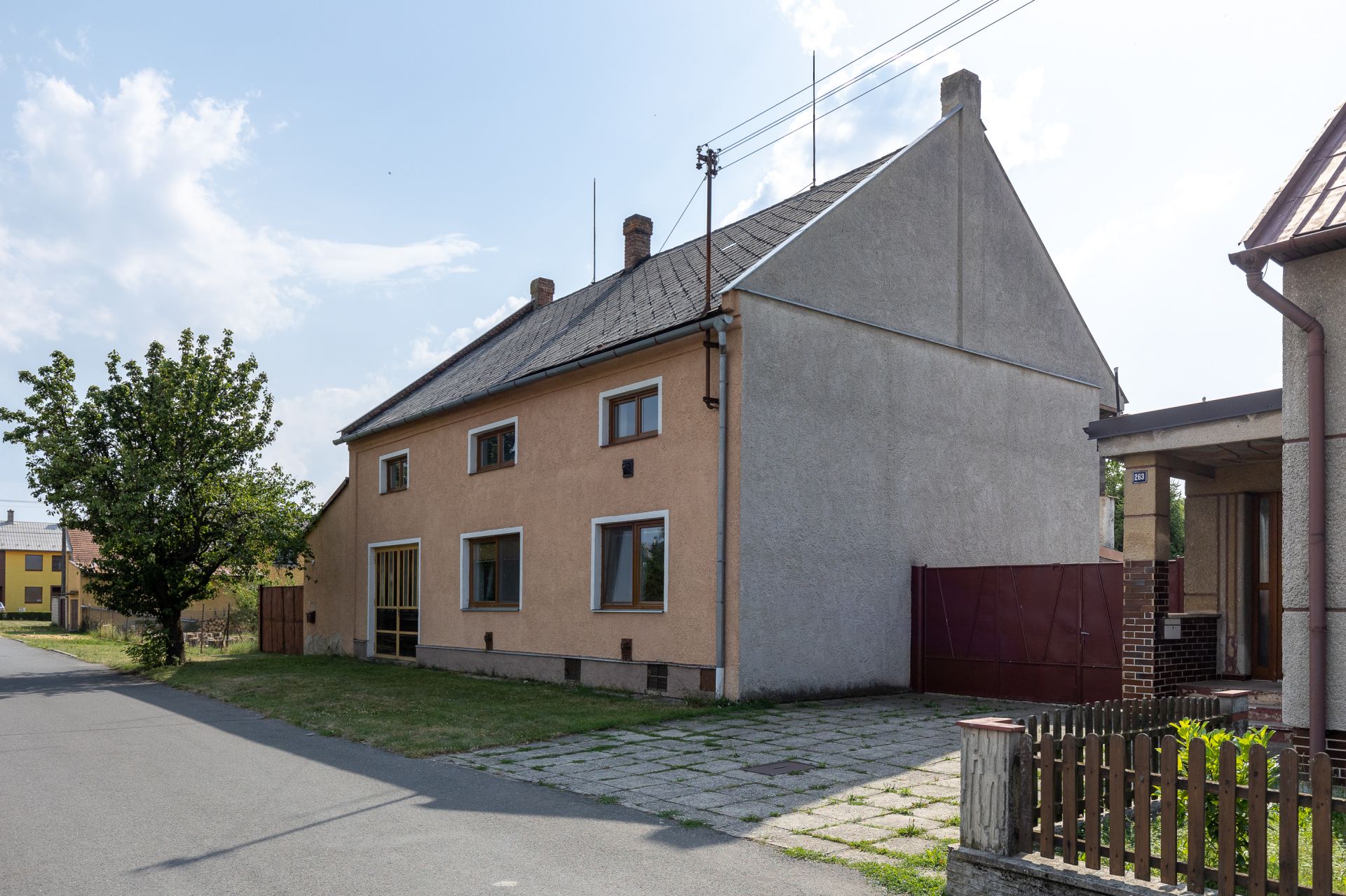 Prodej domu se stavební parcelou v Břestu v okrese Kroměříž